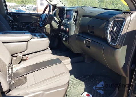 2021 Chevrolet Silverado 1500 4Wd Short Bed Rst z USA, uszkodzony, nr VIN 3GCUYEED8MG285941